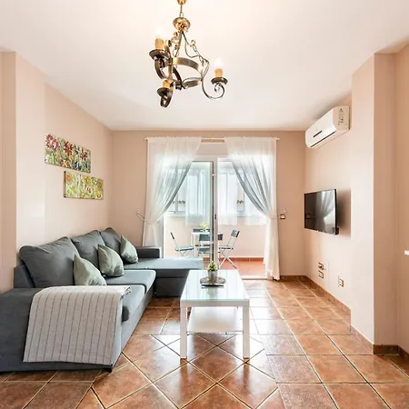 Centro, Playa Carabeo Nerja